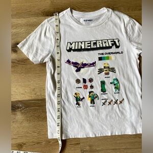 Boys size 6/7 mine craft t shirt
